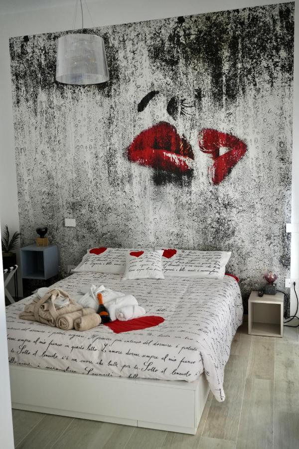 Bed Art Relaxing Suite - Appartamento Con Sauna Love Suite Gallery San Benedetto del Tronto Exteriér fotografie